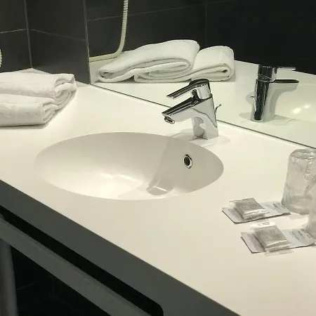 蒙特马罗尔快捷酒店 酒店 3*