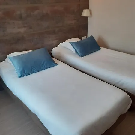 Отель Fasthotel