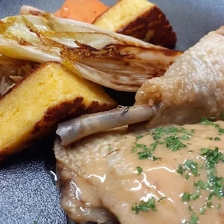 蒙特马罗尔快捷酒店 3*