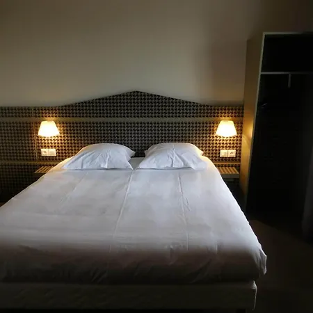 Отель Fasthotel Монмаро