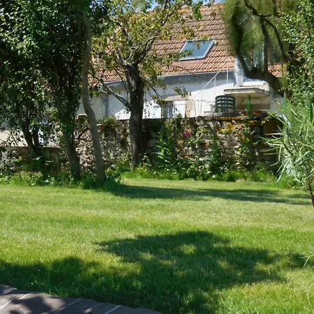 蒙特马罗尔快捷酒店 蒙马罗