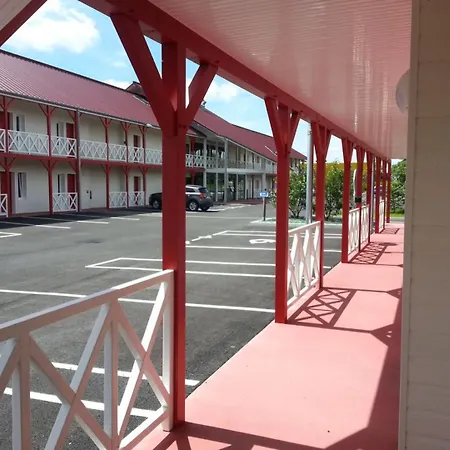 酒店 蒙特马罗尔快捷酒店