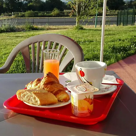 蒙特马罗尔快捷酒店