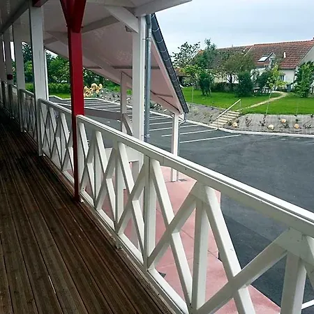 Fasthotel Hotel Montmarault