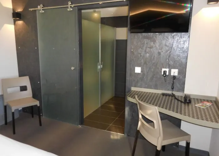 Hotel Fasthotel Montmarault